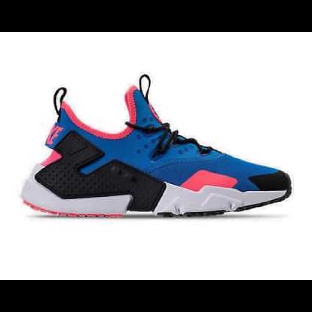 NIKE AIR HUARACHE